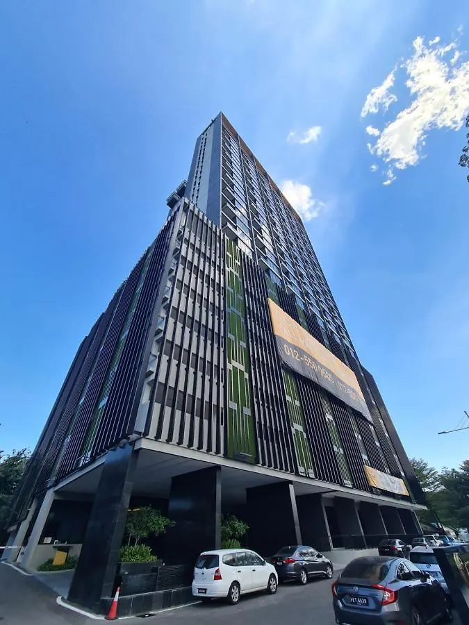 Beacon Executive Premium Suite George Town Apartment
