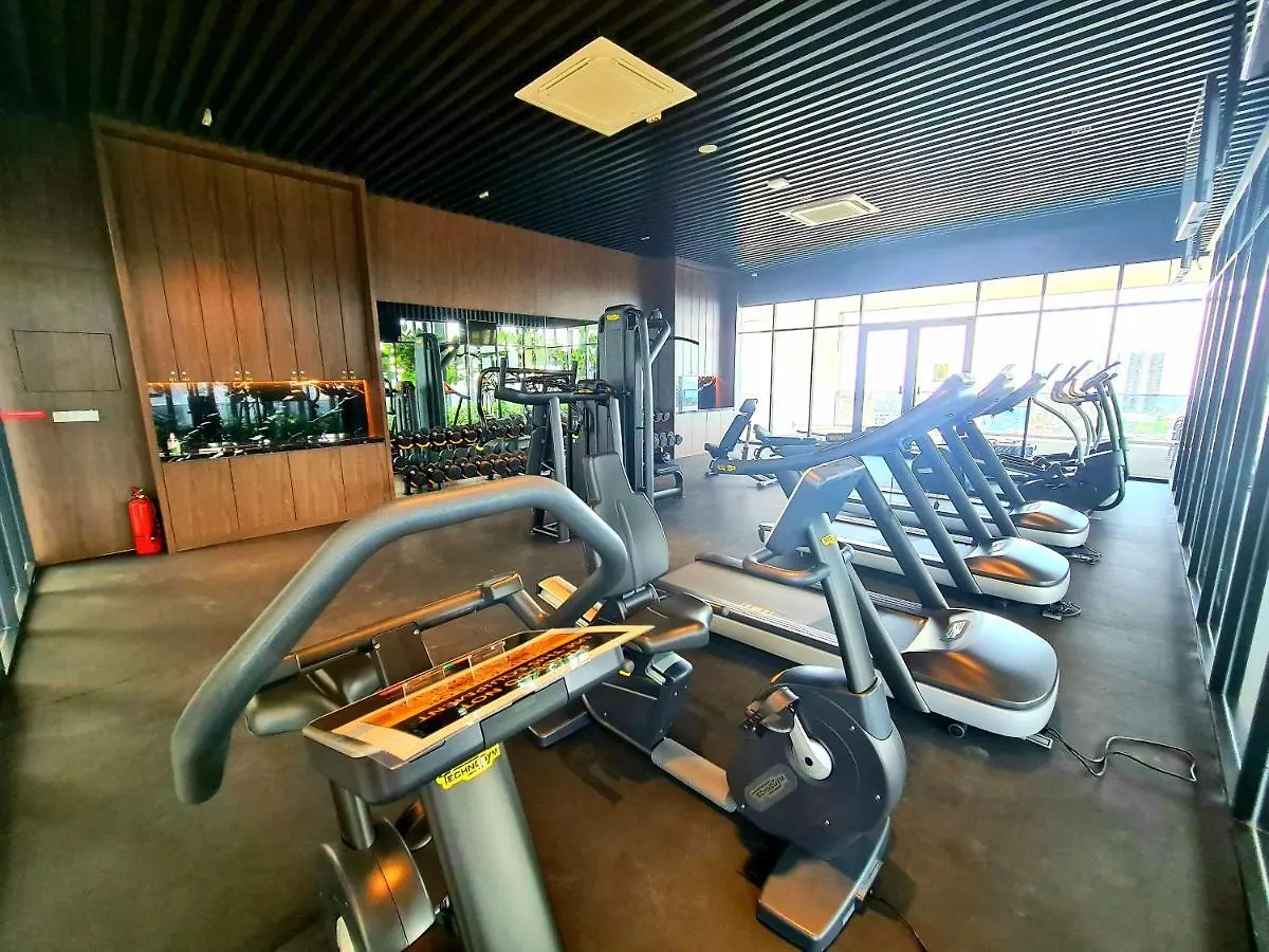 Apartment Beacon Executive Premium Suite George Town