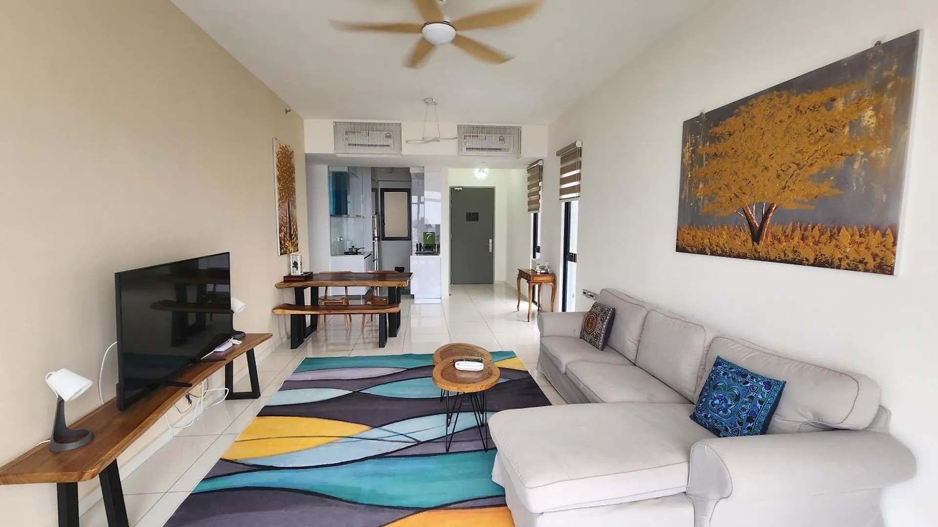 Beacon Executive Premium Suite George Town Apartment